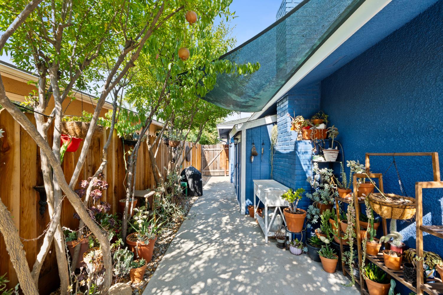 6776 N Woodrow Ave, Fresno, CA 93710