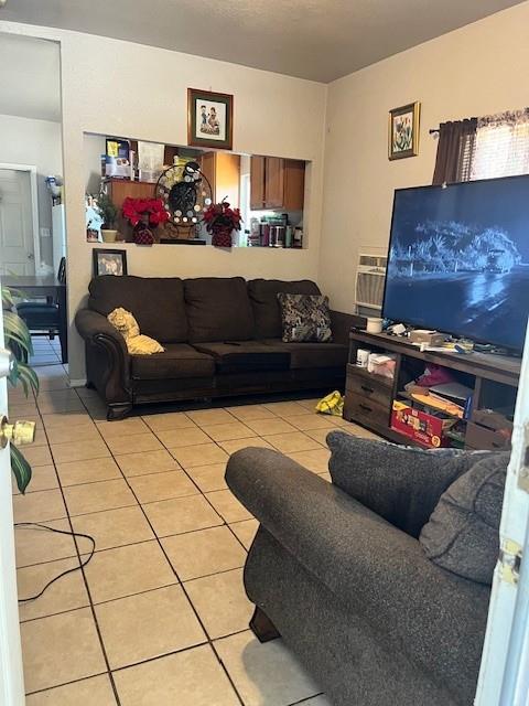 325 N 7Th St, Fowler, CA 93625