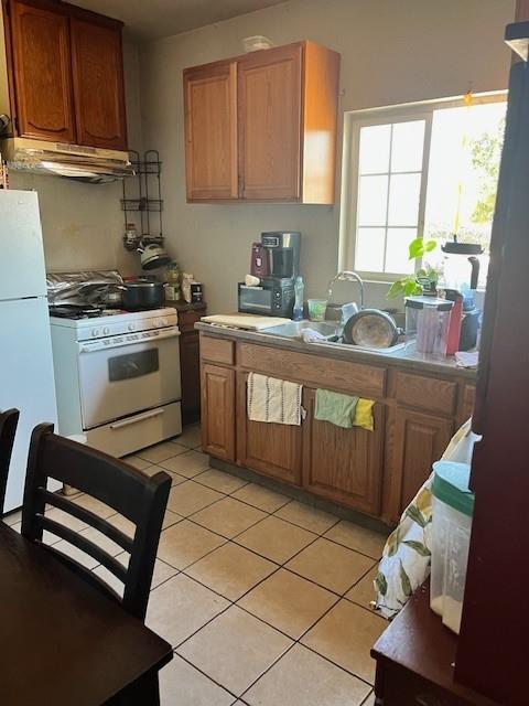 325 N 7Th St, Fowler, CA 93625