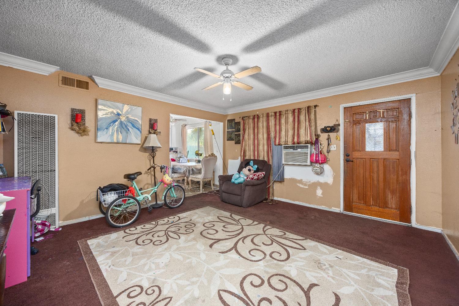 3626 E Lowe Ave, Fresno, CA 93702