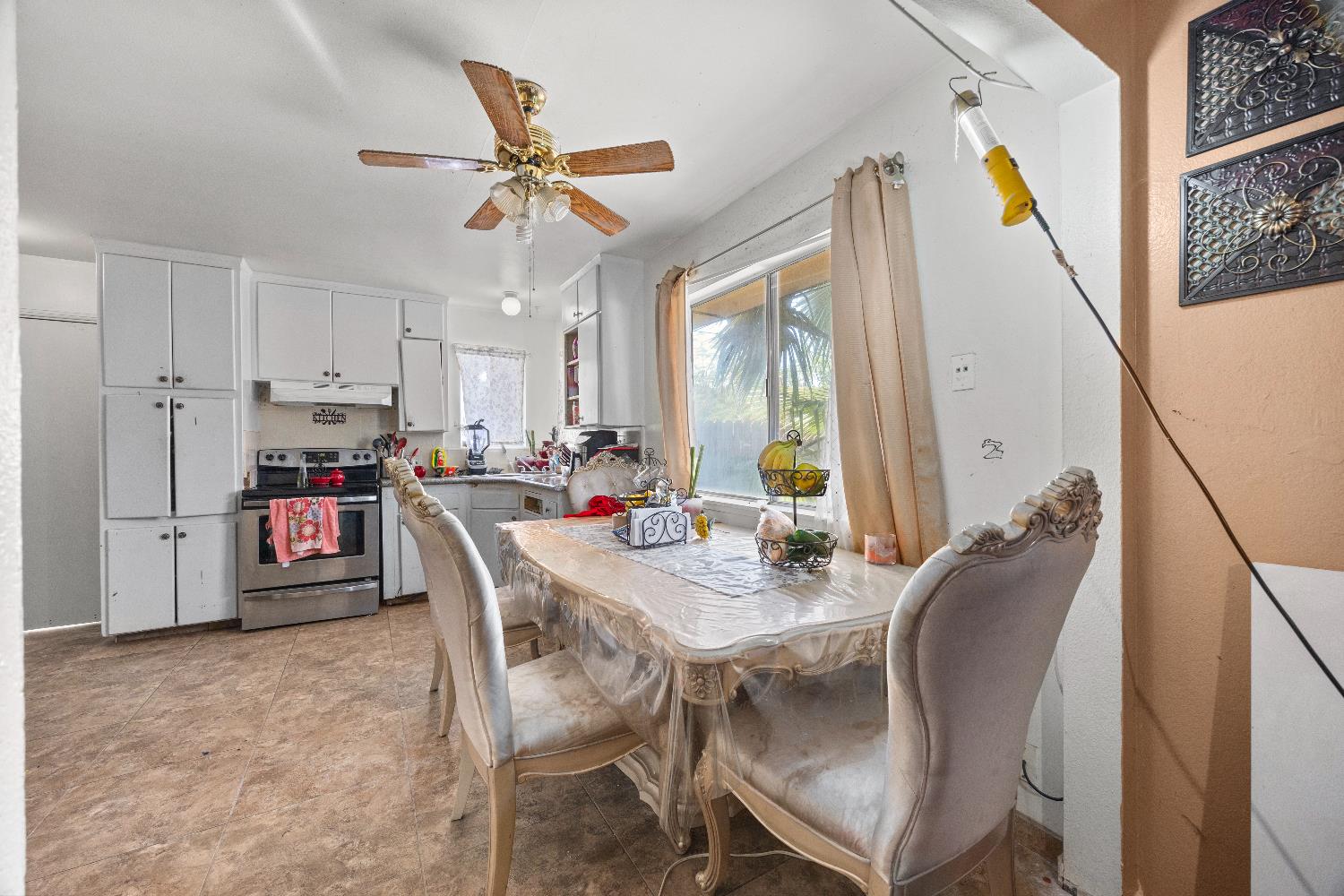 3626 E Lowe Ave, Fresno, CA 93702