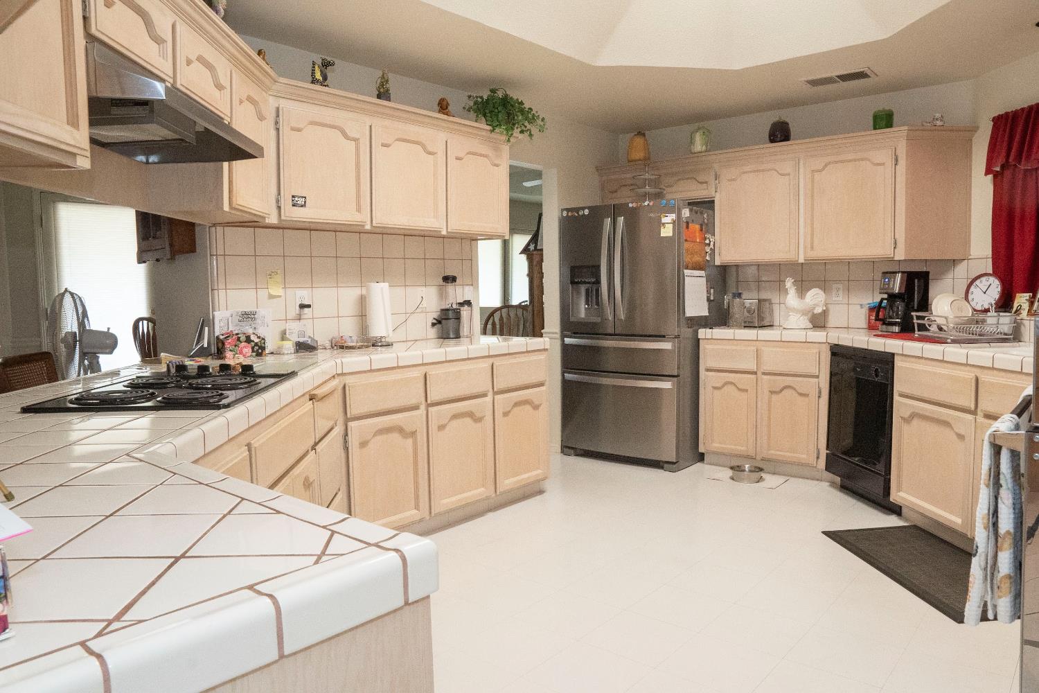 4229 W Palo Alto Ave, Fresno, CA 93722