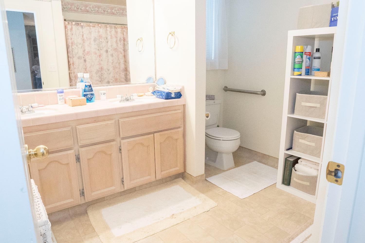 4229 W Palo Alto Ave, Fresno, CA 93722