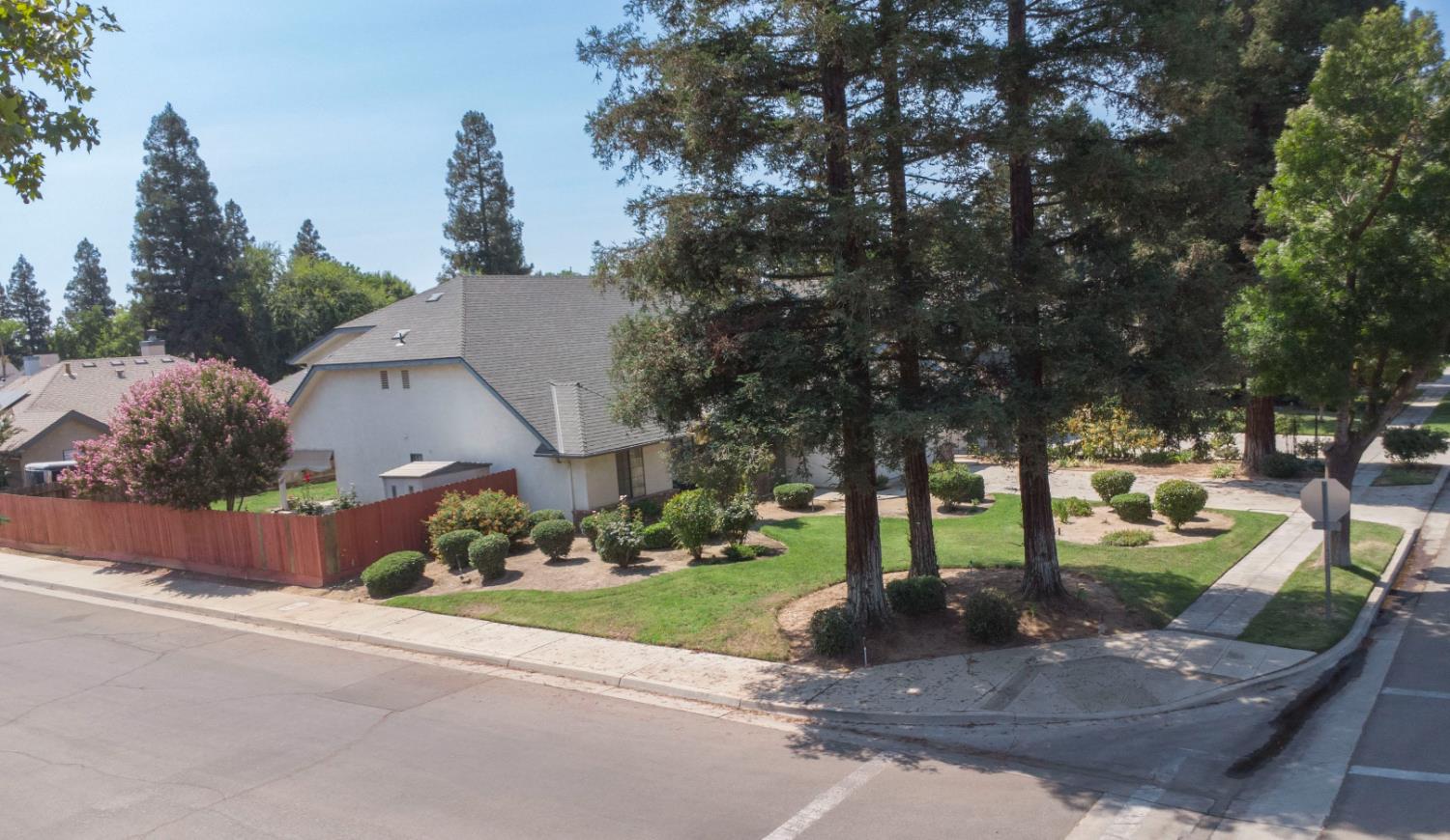 4229 W Palo Alto Ave, Fresno, CA 93722
