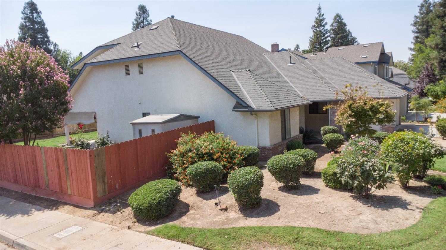 4229 W Palo Alto Ave, Fresno, CA 93722