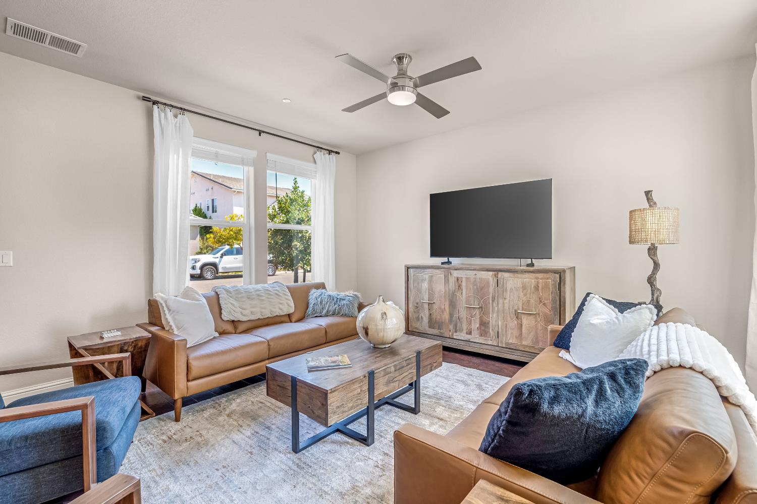 11333 N Garden Sage Ave, Fresno, CA 93730