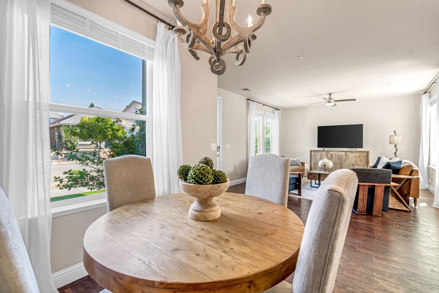 11333 N Garden Sage Ave, Fresno, CA 93730