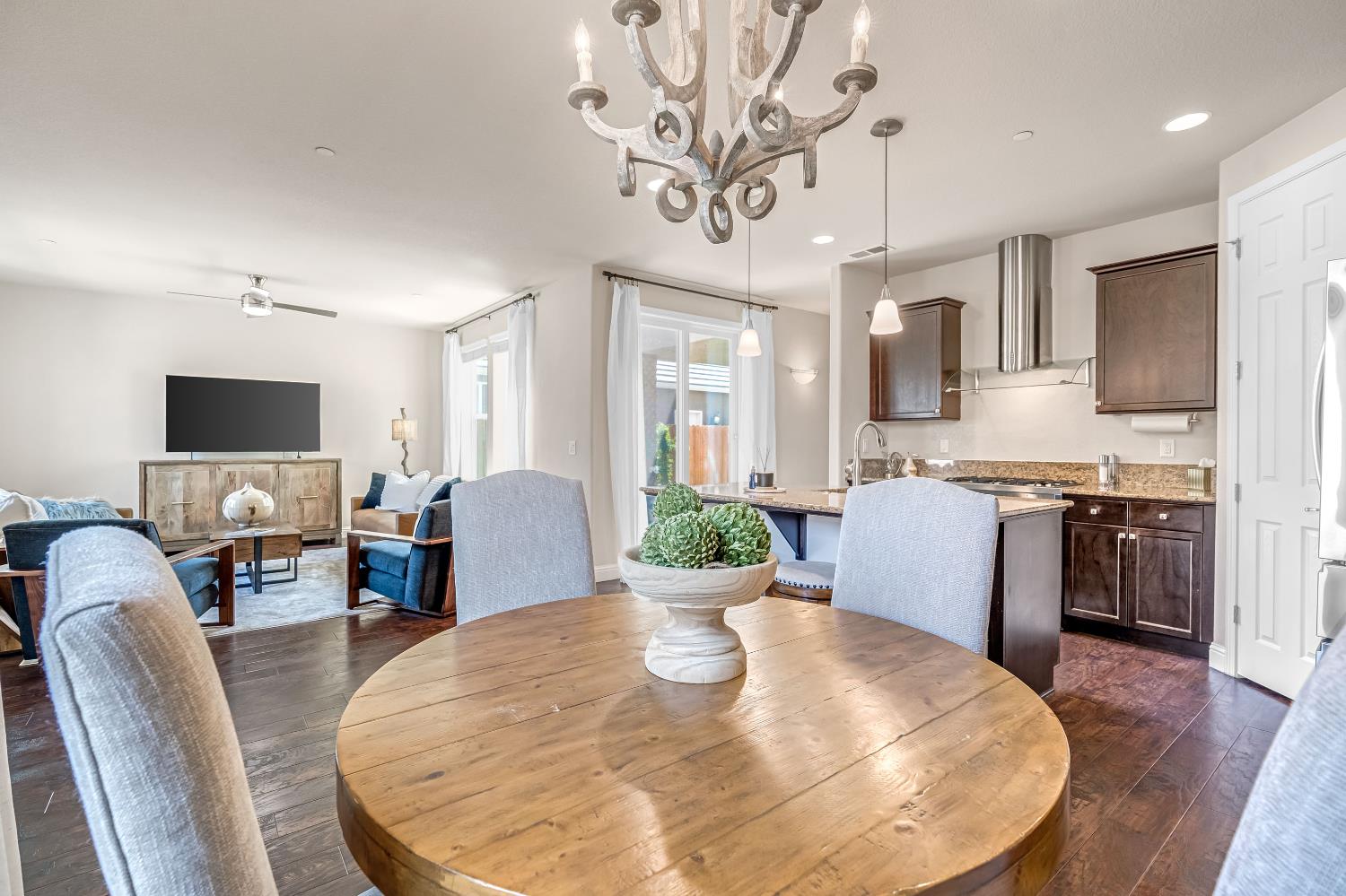 11333 N Garden Sage Ave, Fresno, CA 93730