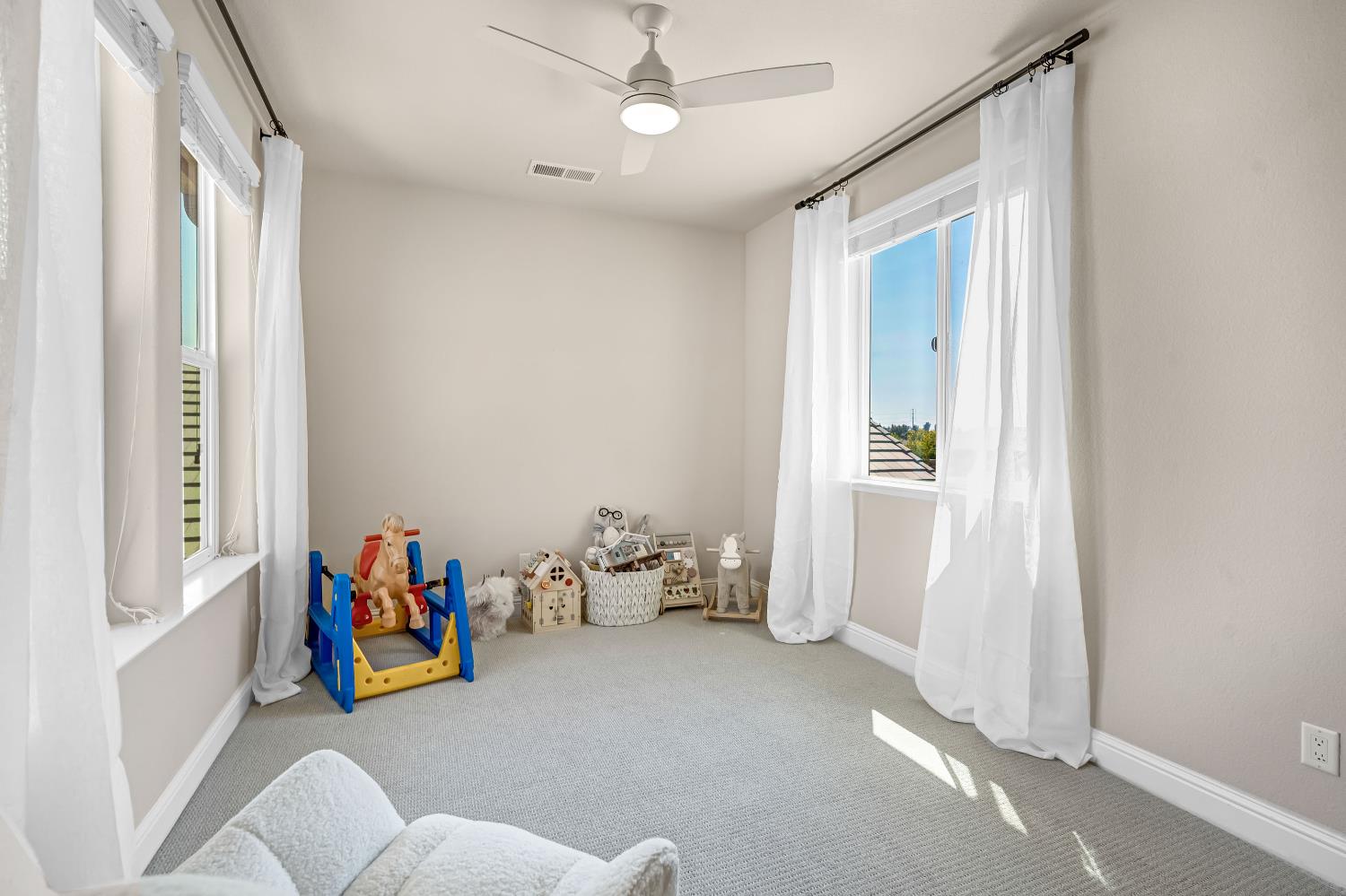 11333 N Garden Sage Ave, Fresno, CA 93730