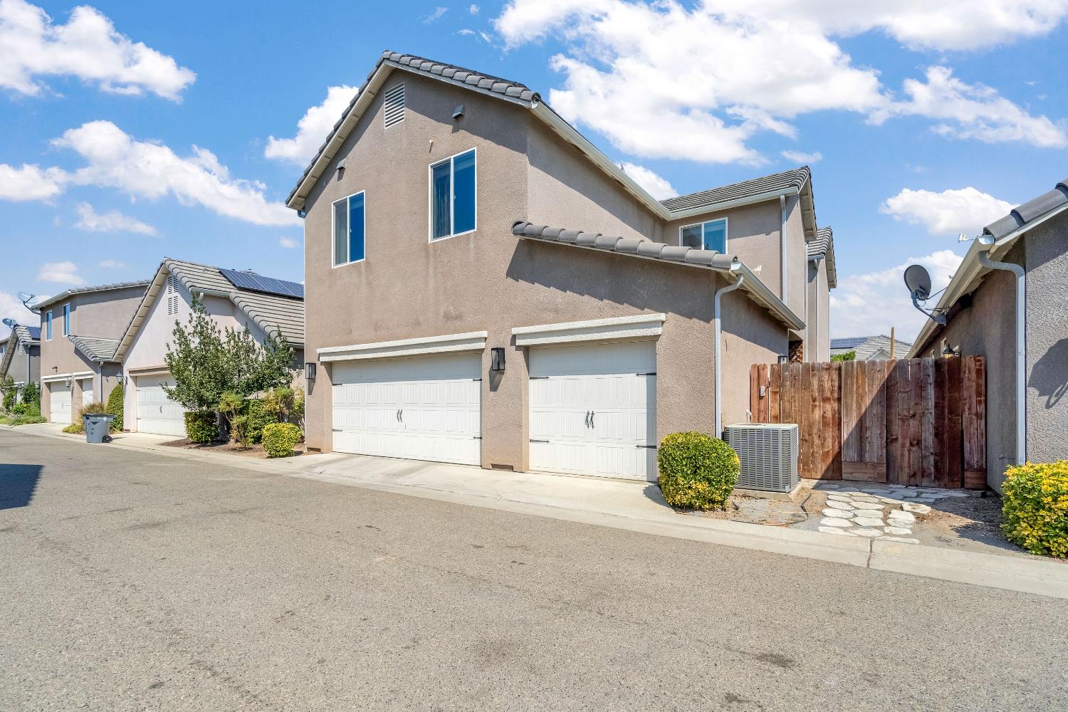 11333 N Garden Sage Ave, Fresno, CA 93730