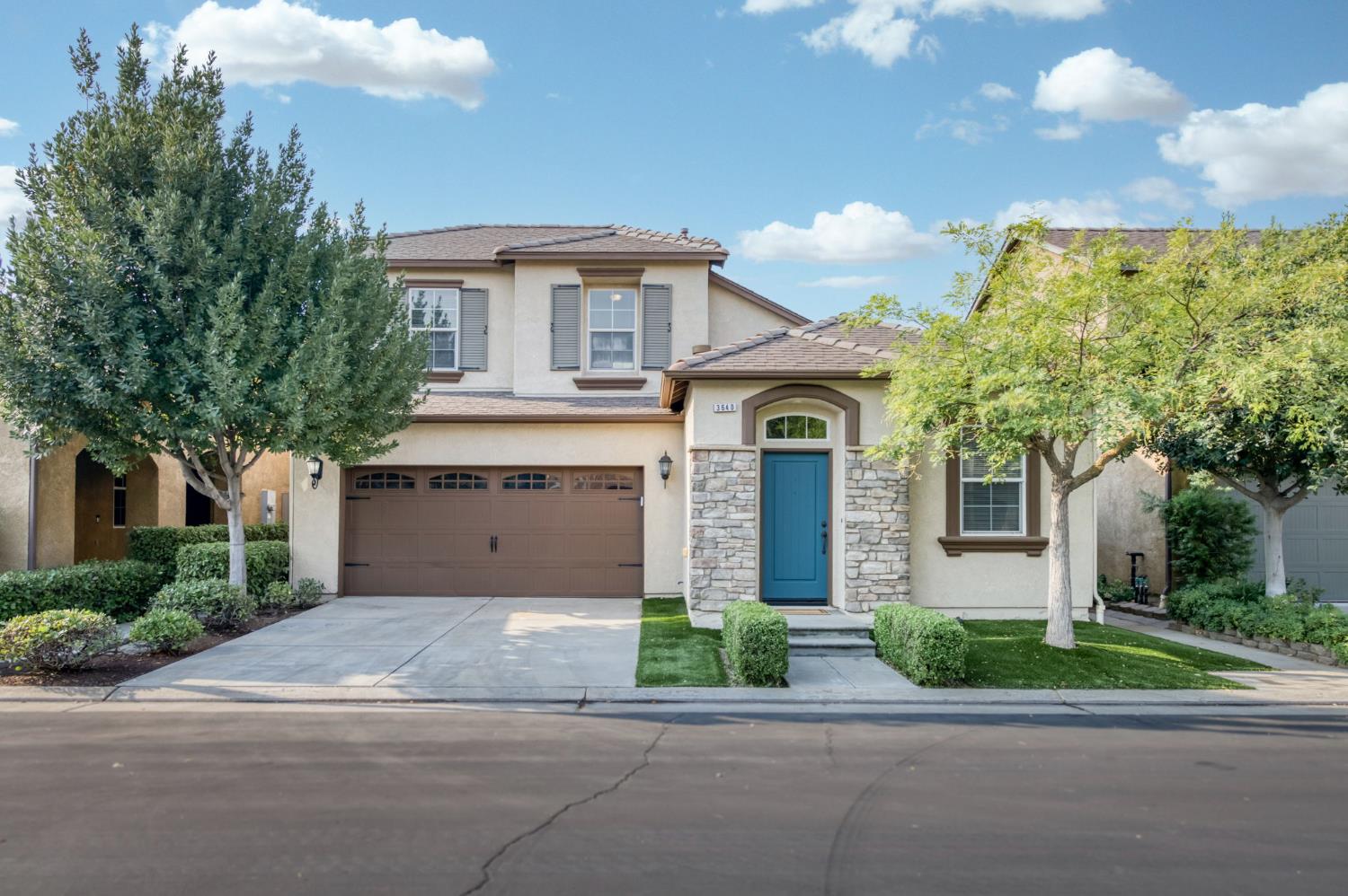 3640 Vermont Ln, Clovis, CA 93619