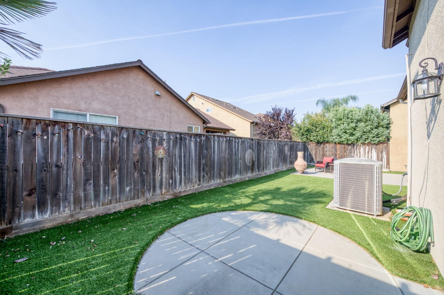 3640 Vermont Ln, Clovis, CA 93619