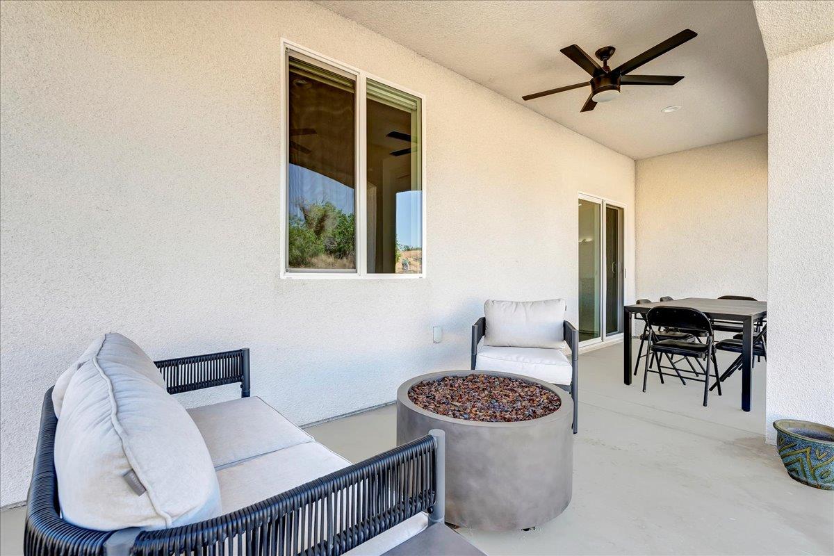 32588 Greene Dr, Springville, CA 93265