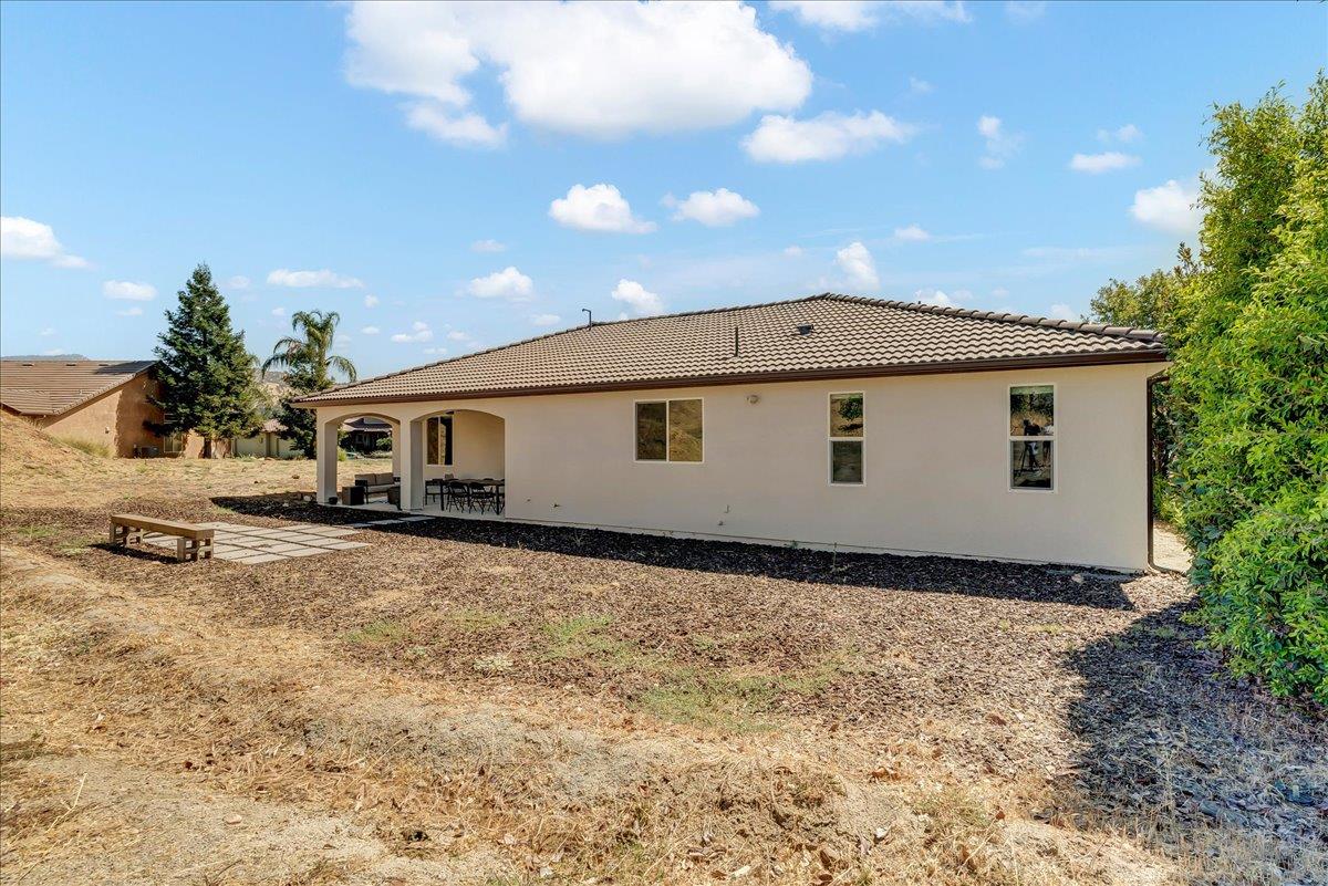 32588 Greene Dr, Springville, CA 93265