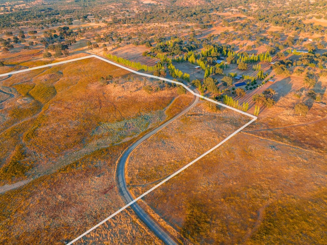 2553 Old Highway, Catheys Valley, CA 95306