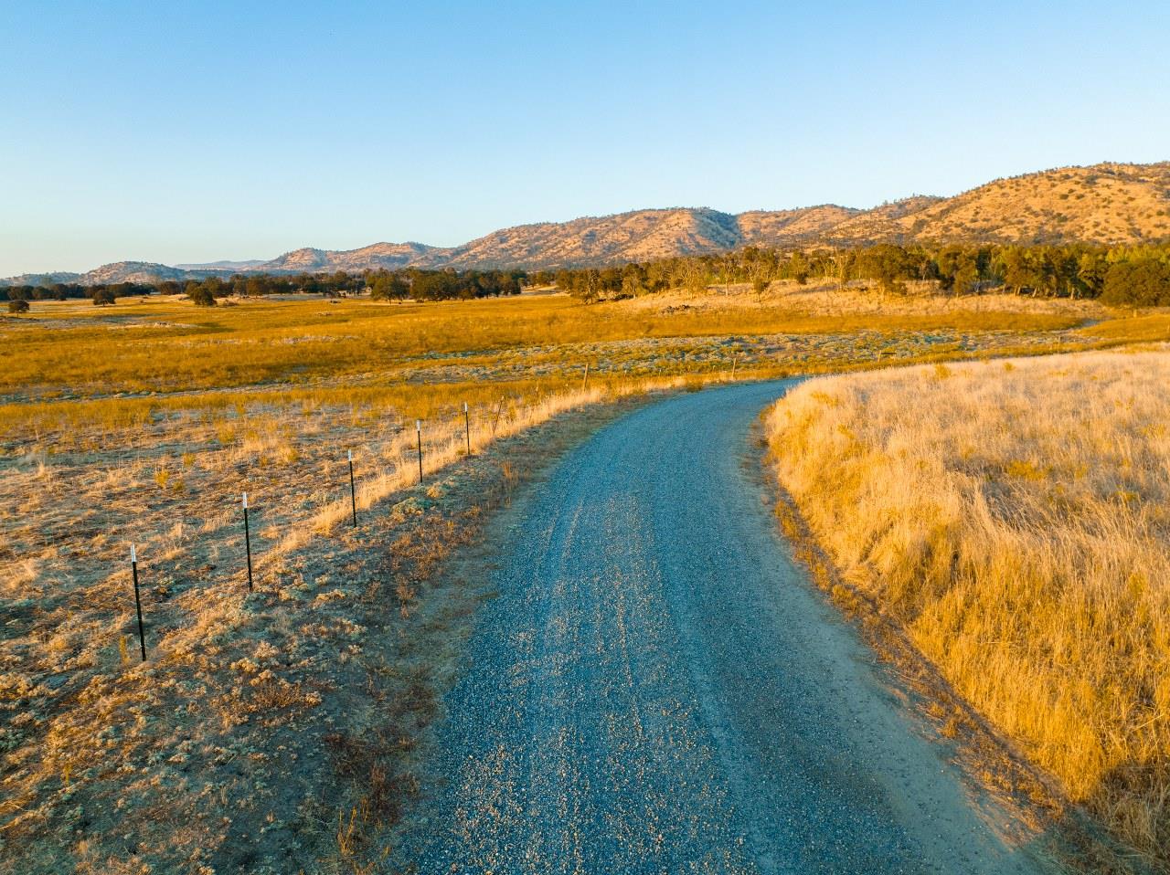 2553 Old Highway, Catheys Valley, CA 95306