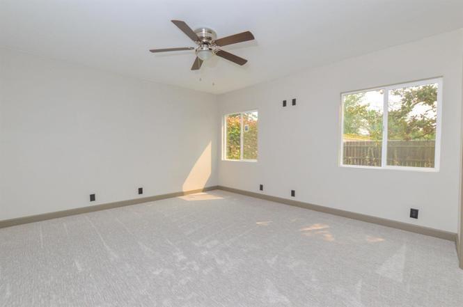 3171 Buckingham Ave, Clovis, CA 93619