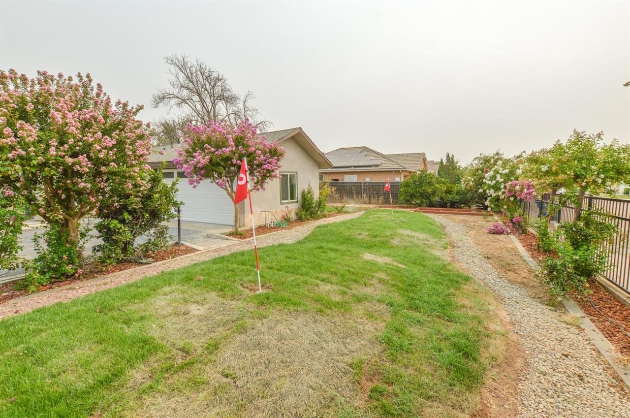 3171 Buckingham Ave, Clovis, CA 93619