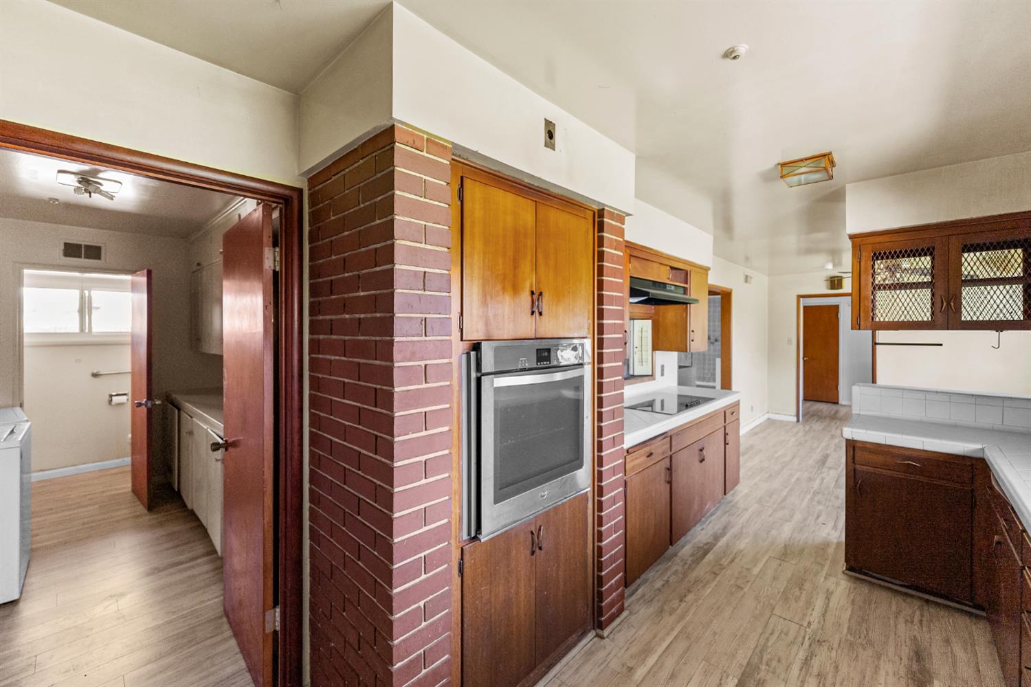 6259 E Liberty Ave, Fresno, CA 93727