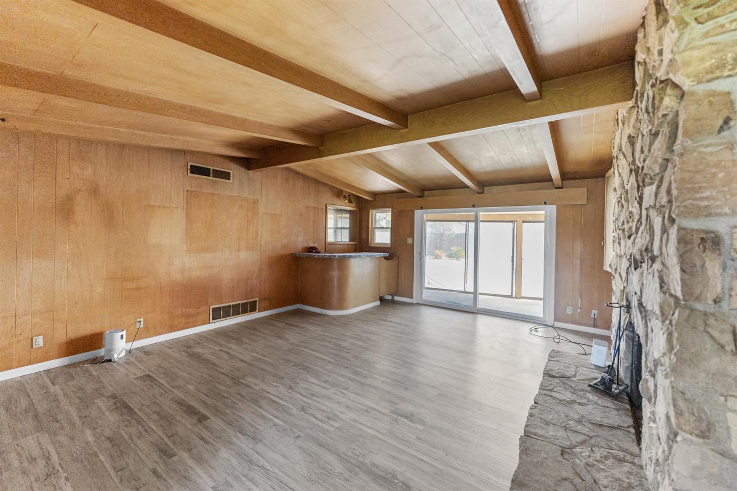 6259 E Liberty Ave, Fresno, CA 93727