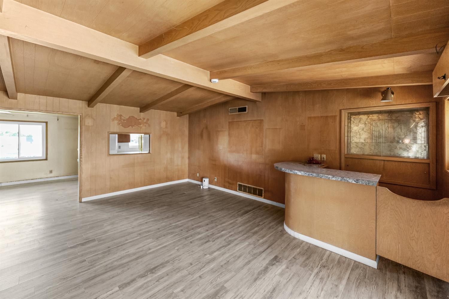 6259 E Liberty Ave, Fresno, CA 93727