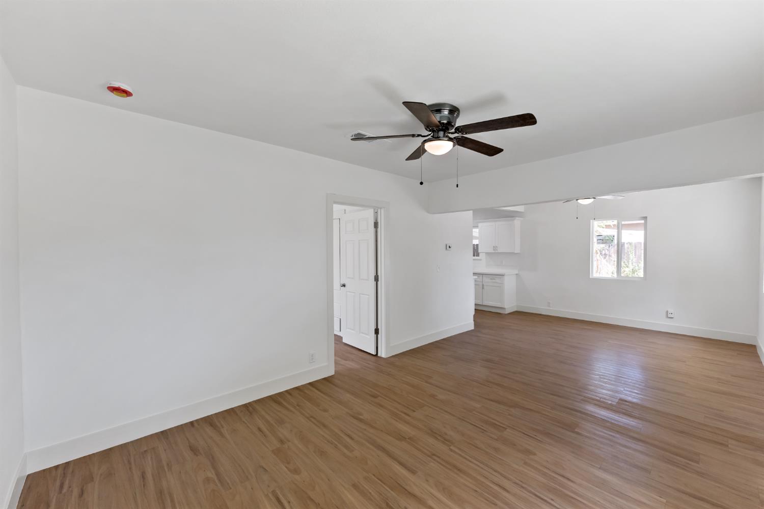 4623 E Nevada Ave, Fresno, CA 93702