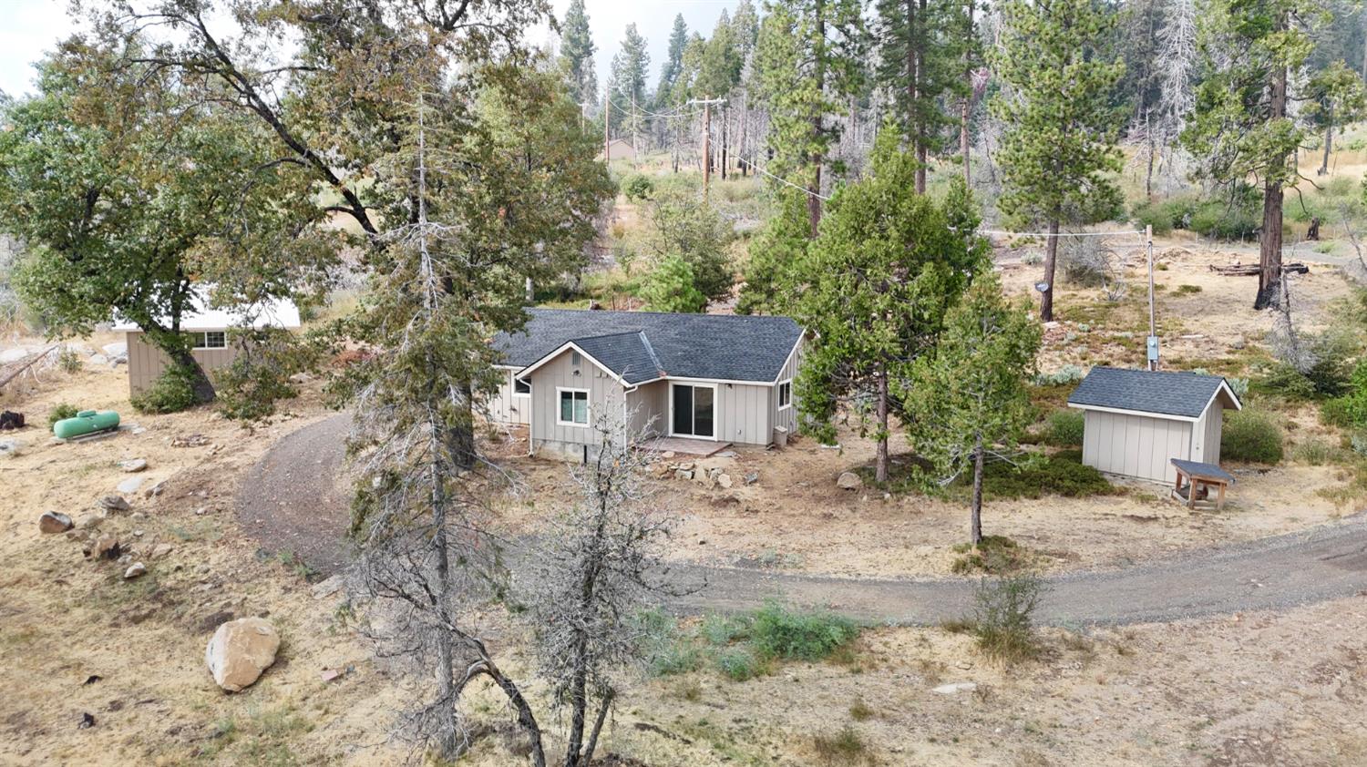 38295 Cressman Rd, Shaver Lake, CA 93664