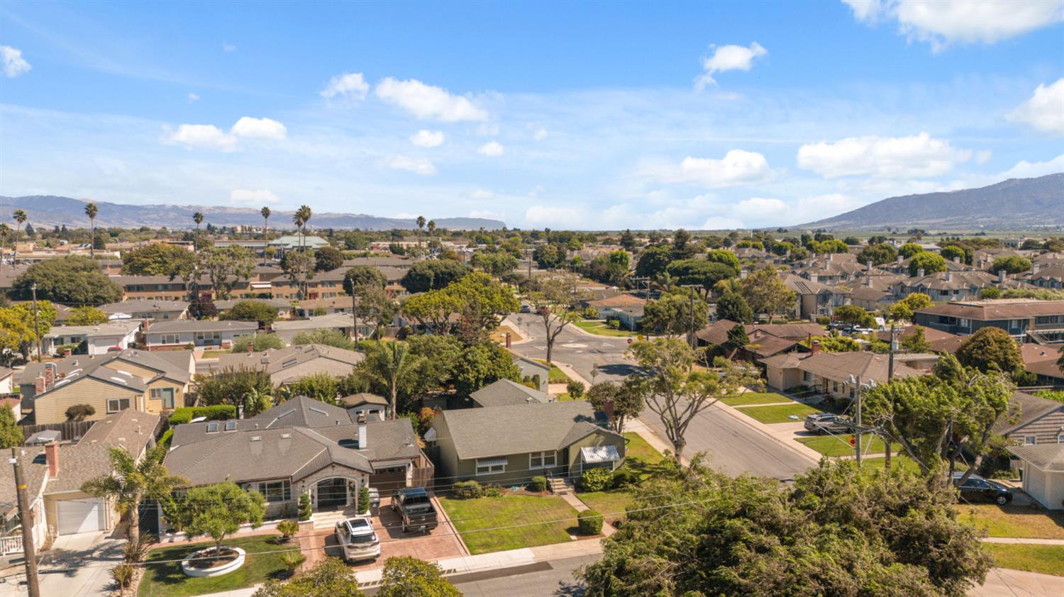 929 Capistrano Dr, Salinas, CA 93901