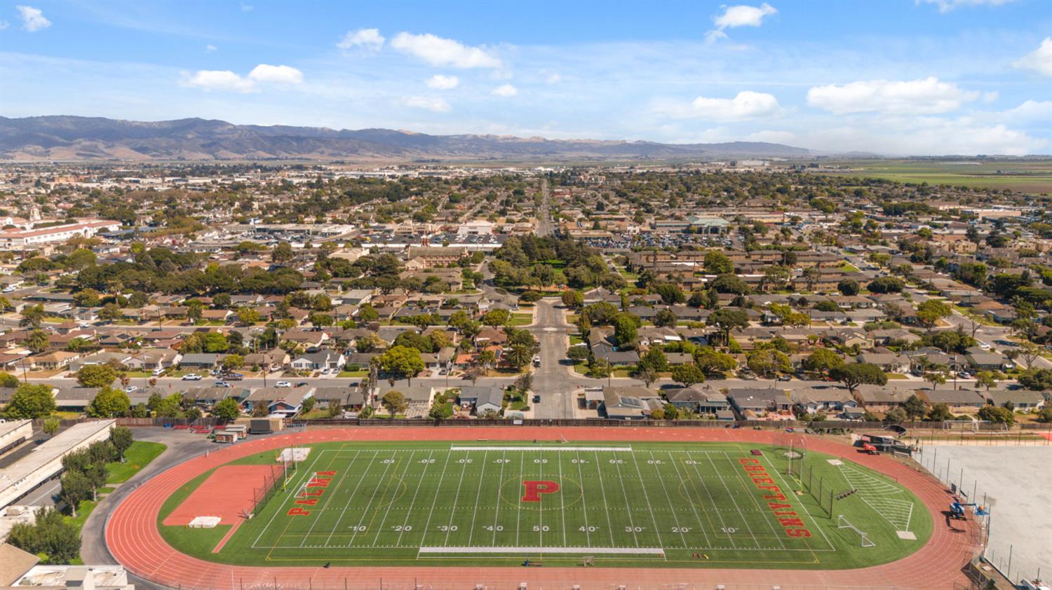 929 Capistrano Dr, Salinas, CA 93901