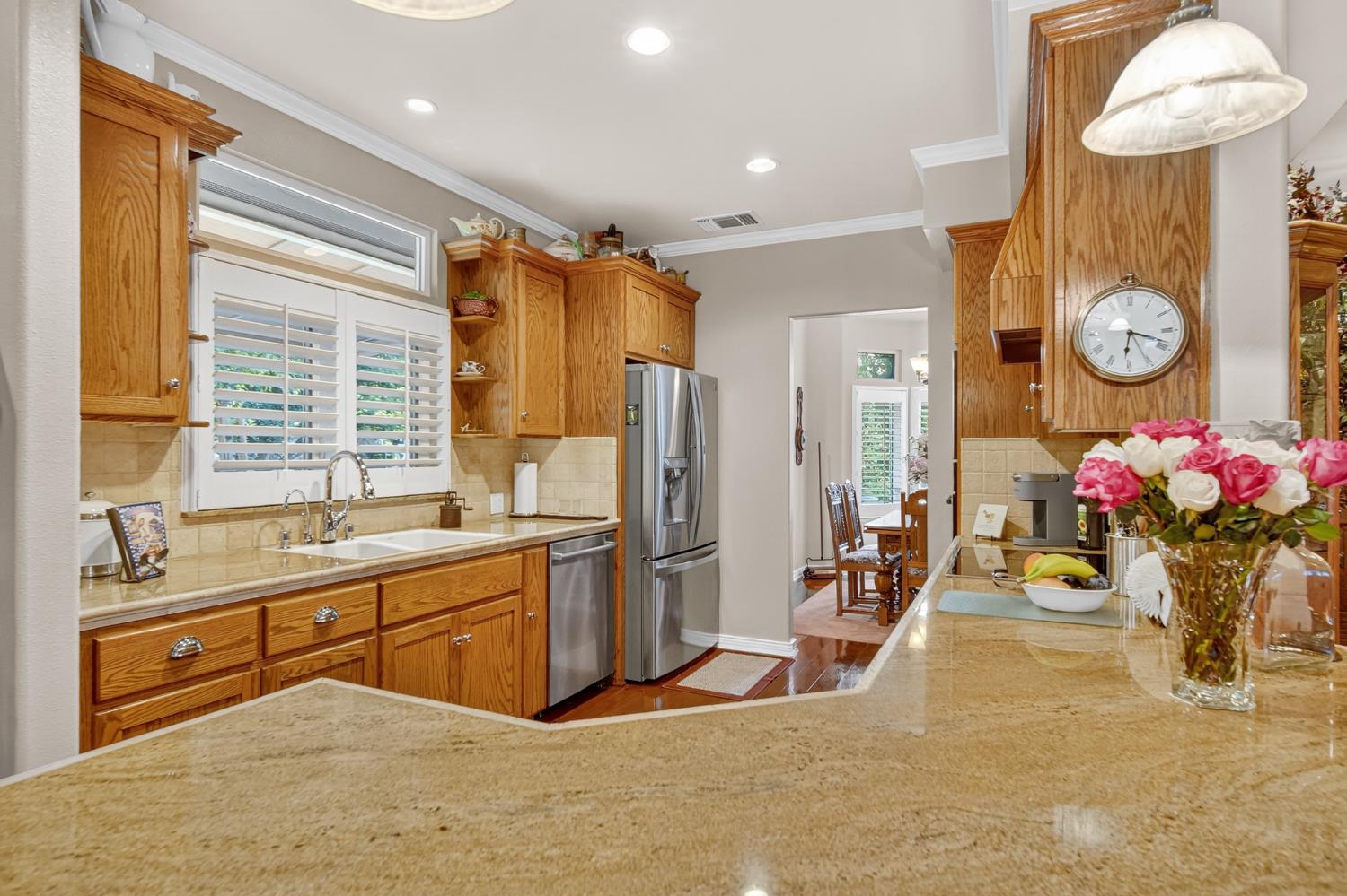 2382 20Th Ave, Kingsburg, CA 93631