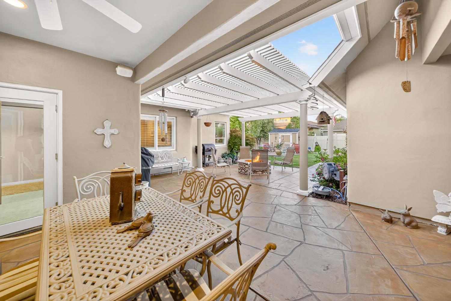 2382 20Th Ave, Kingsburg, CA 93631