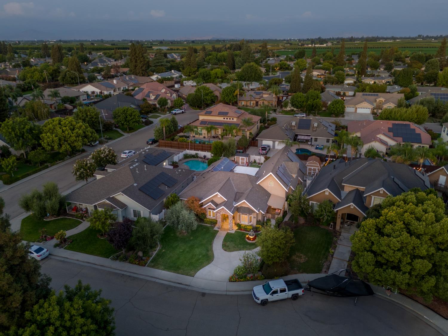 2382 20Th Ave, Kingsburg, CA 93631