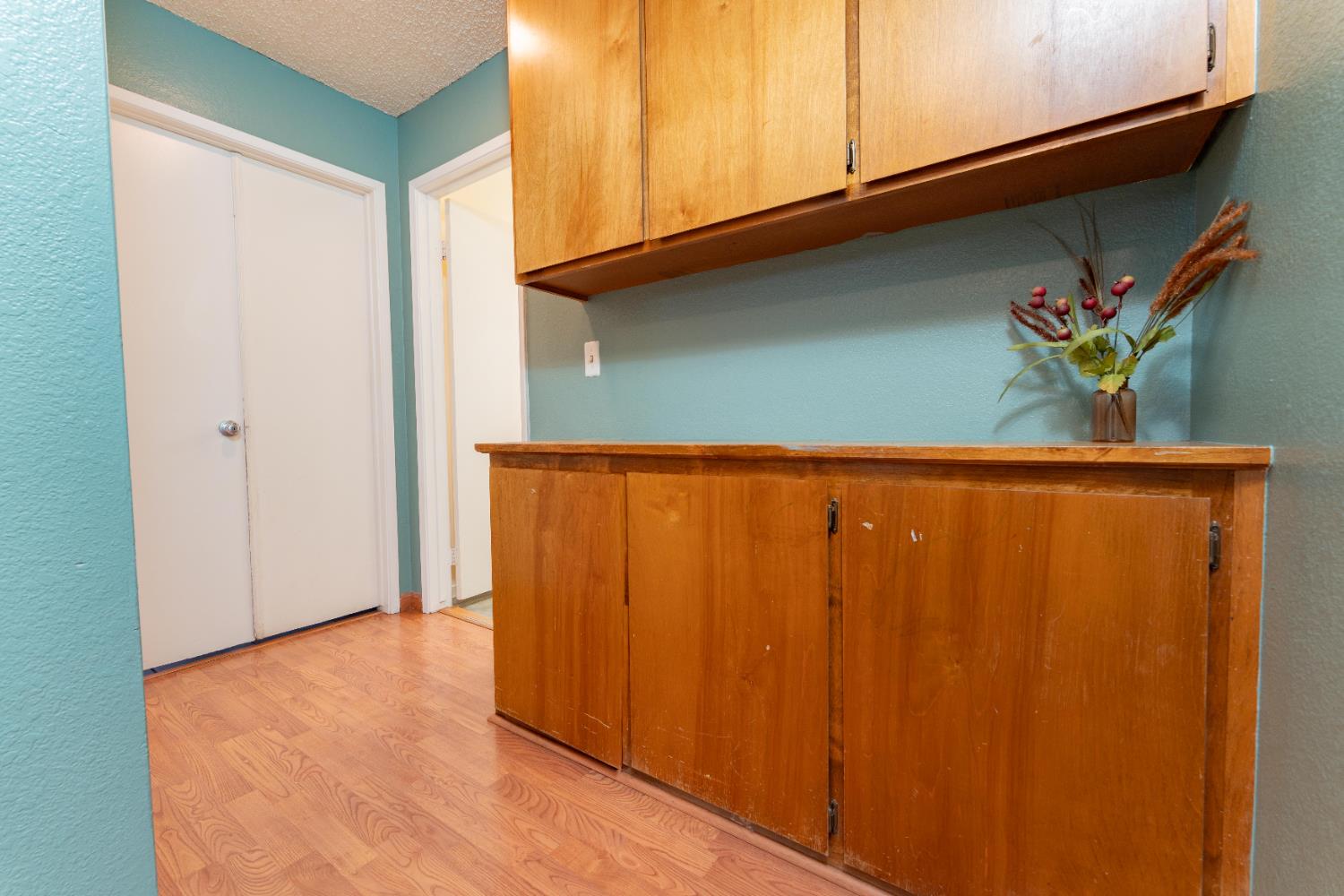 1818 S Cain St, Visalia, CA 93292