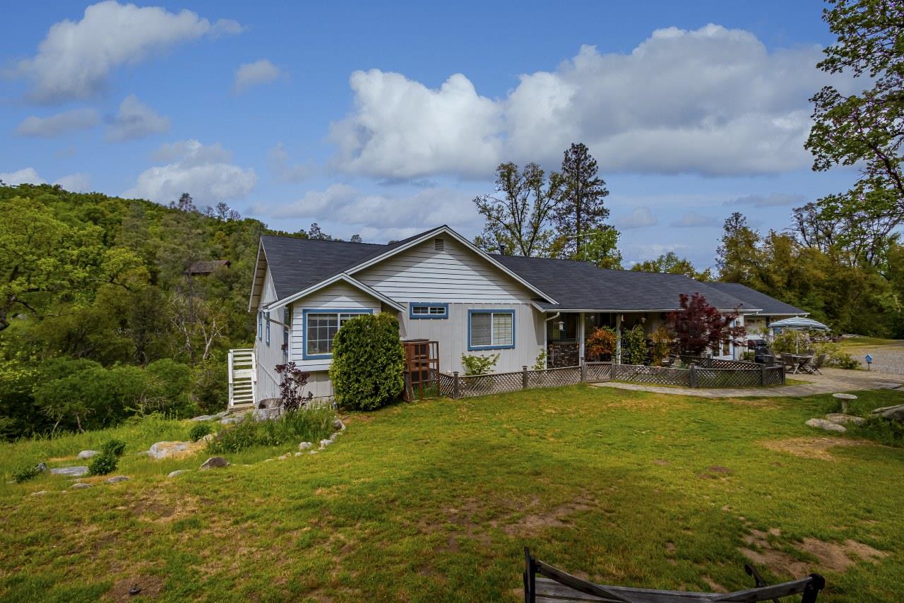 50622 Critter Creek Ln, Oakhurst, CA 93644