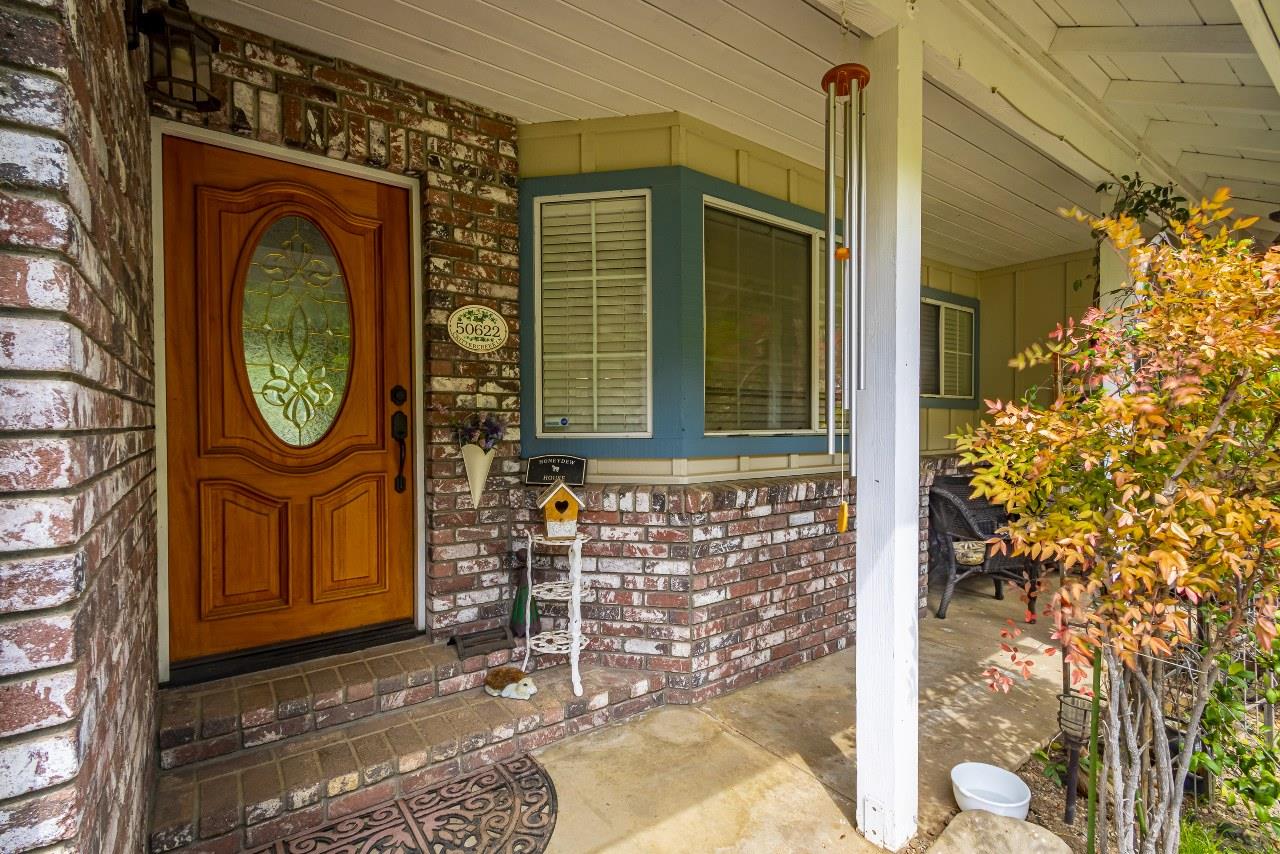 50622 Critter Creek Ln, Oakhurst, CA 93644