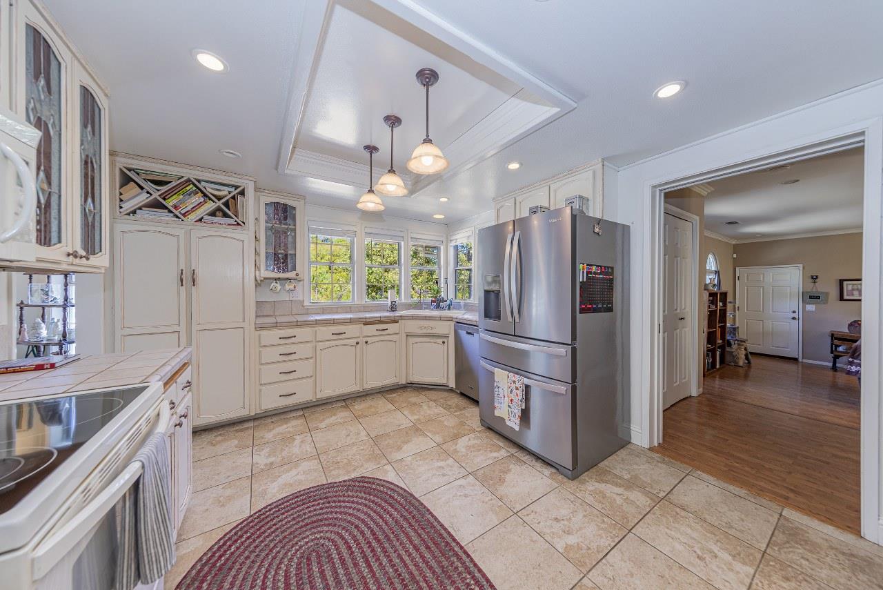 50622 Critter Creek Ln, Oakhurst, CA 93644