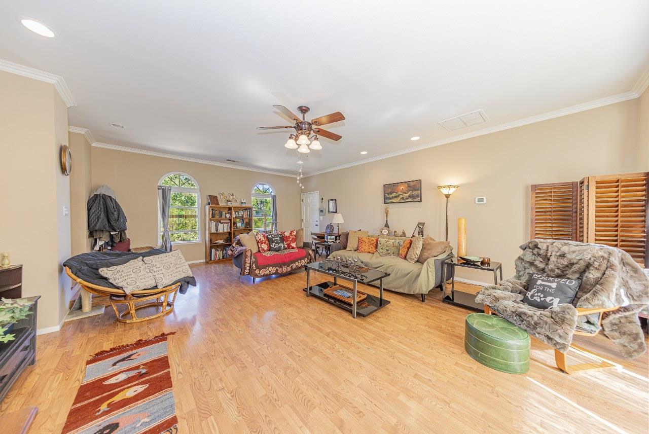 50622 Critter Creek Ln, Oakhurst, CA 93644