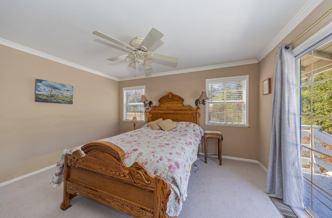 50622 Critter Creek Ln, Oakhurst, CA 93644