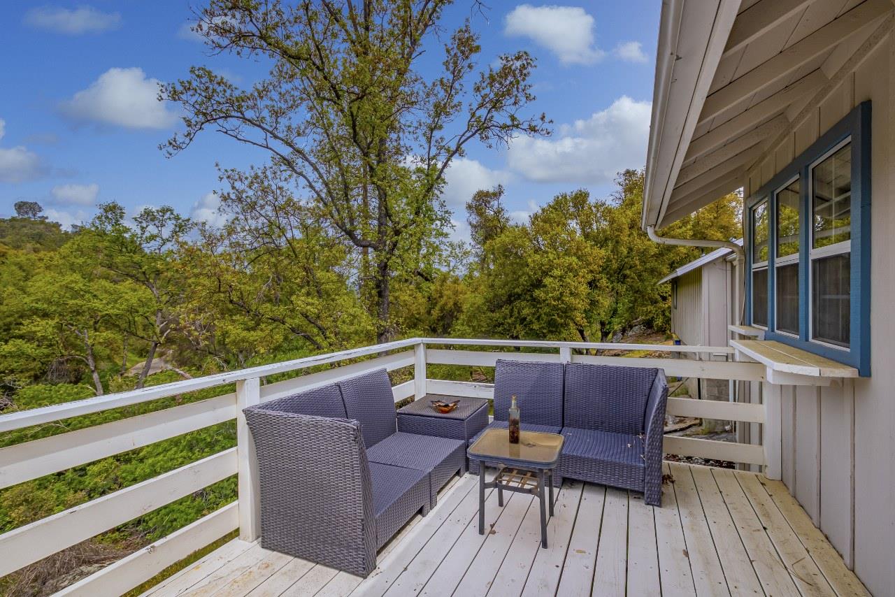 50622 Critter Creek Ln, Oakhurst, CA 93644