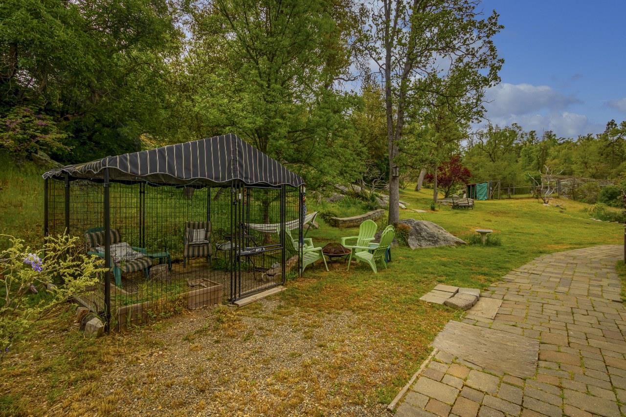 50622 Critter Creek Ln, Oakhurst, CA 93644