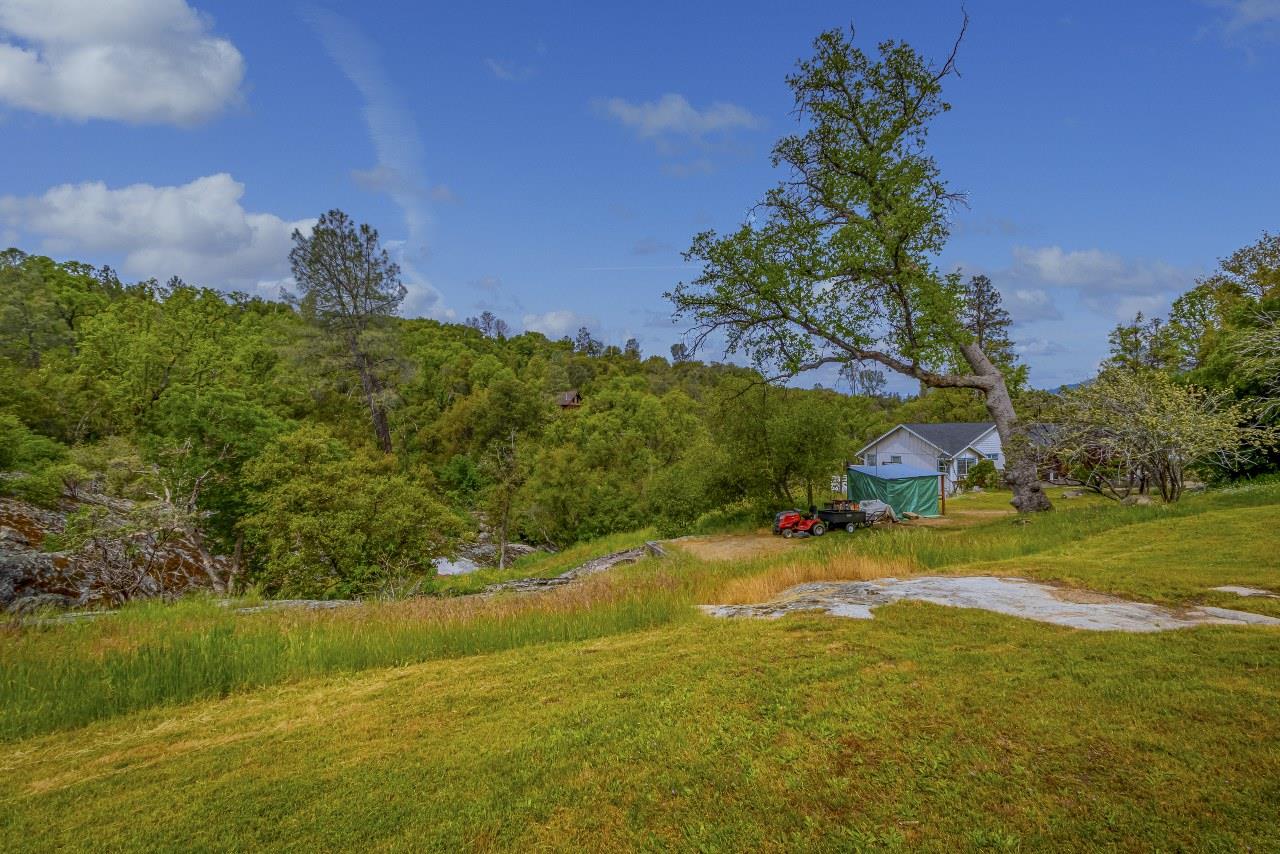 50622 Critter Creek Ln, Oakhurst, CA 93644