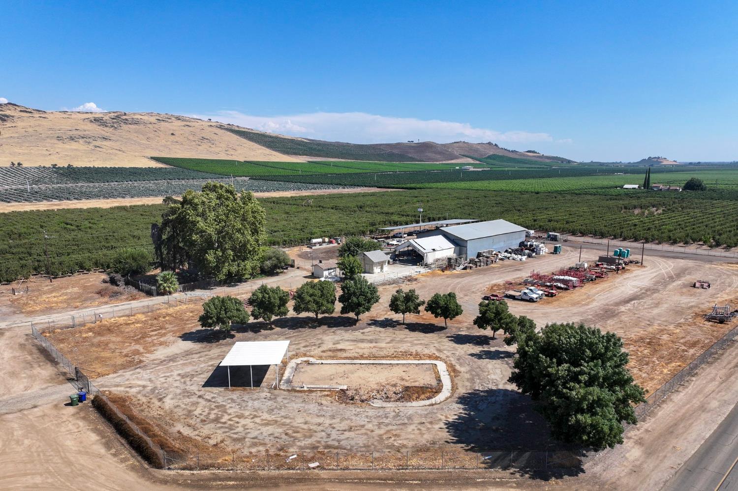 23667 E Dinuba Ave, Dinuba, CA 93618