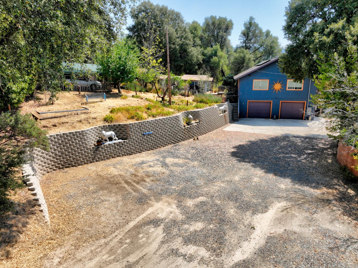 51571 Coyote Ridge Rd, Oakhurst, CA 93644