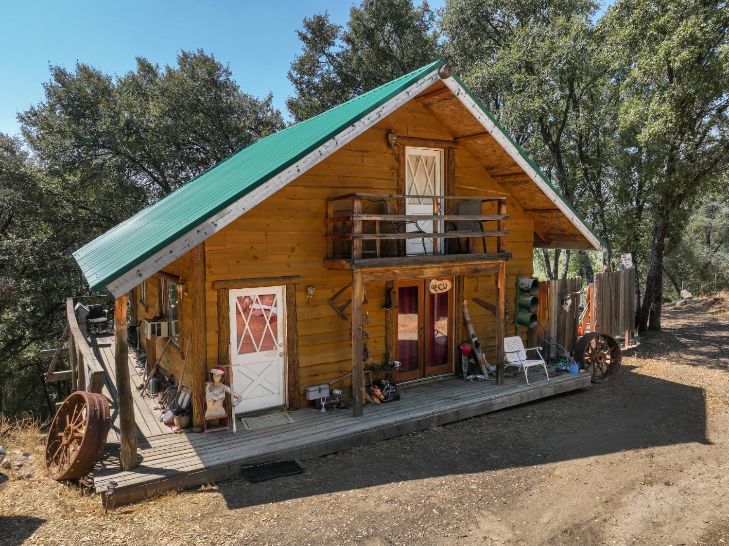 51571 Coyote Ridge Rd, Oakhurst, CA 93644