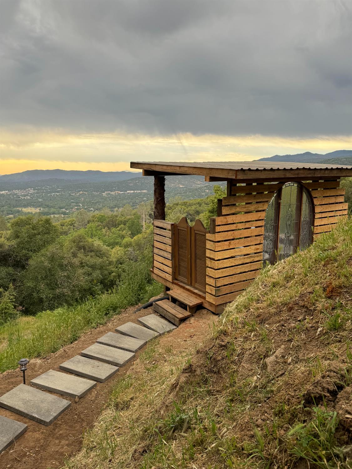 51571 Coyote Ridge Rd, Oakhurst, CA 93644