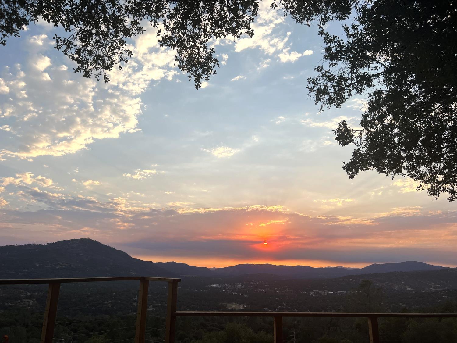 51571 Coyote Ridge Rd, Oakhurst, CA 93644