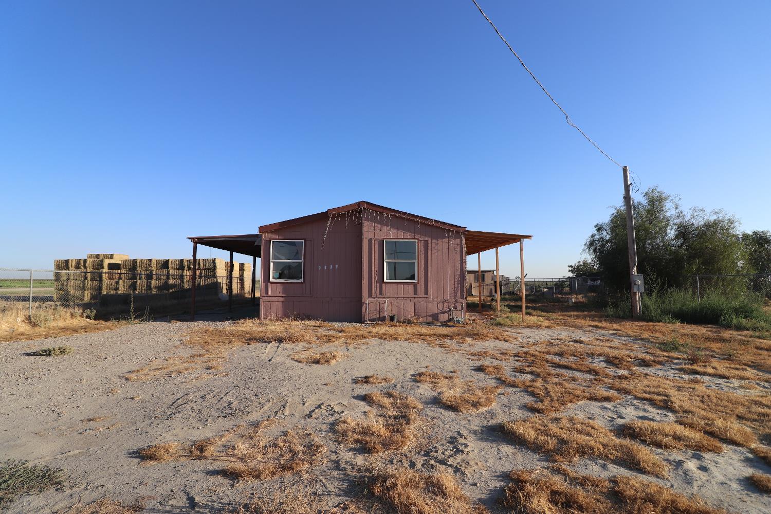 7337 W Mount Whitney Ave, Riverdale, CA 93656