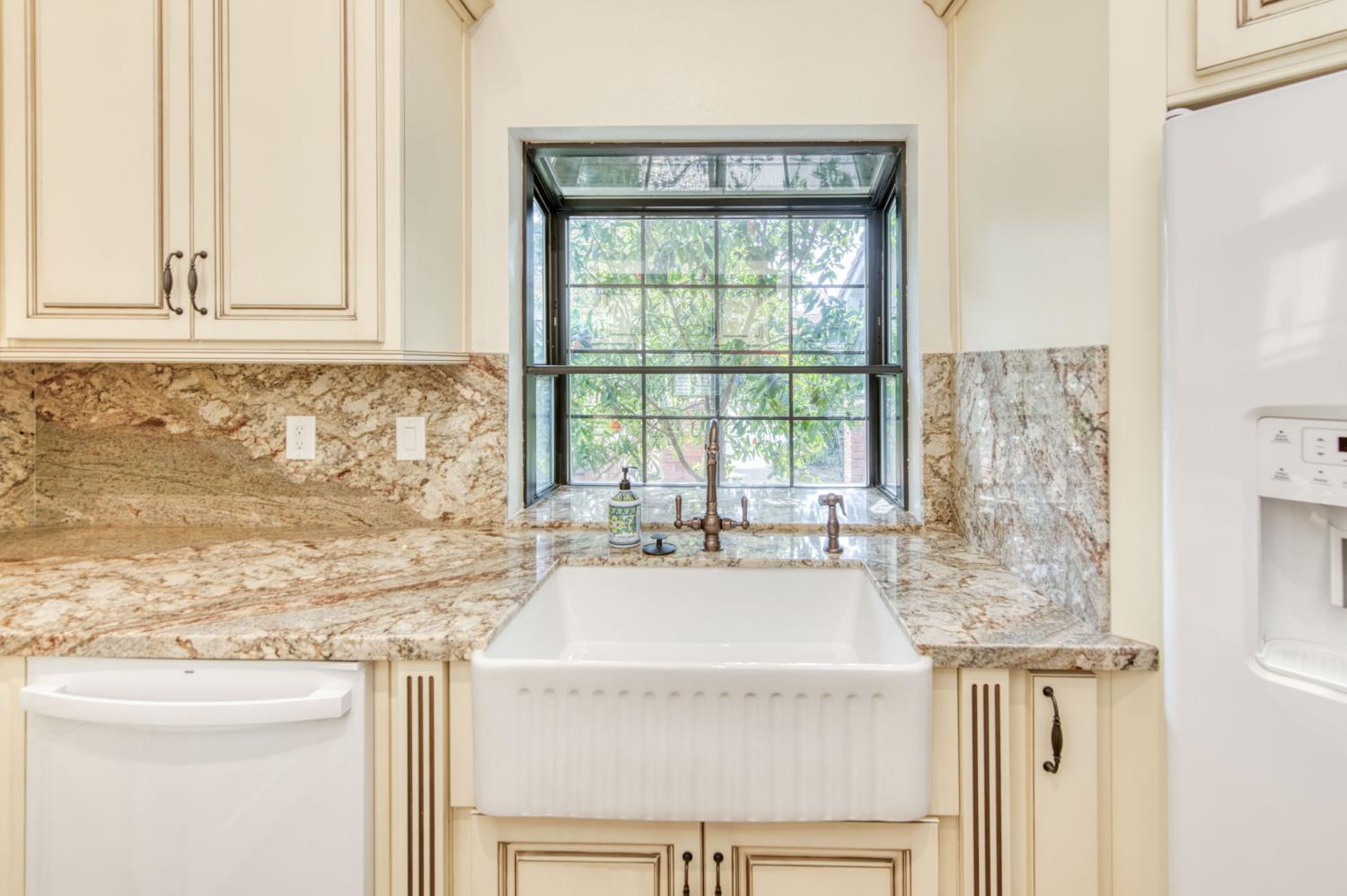 7047 N Teilman Ave #101, Fresno, CA 93711