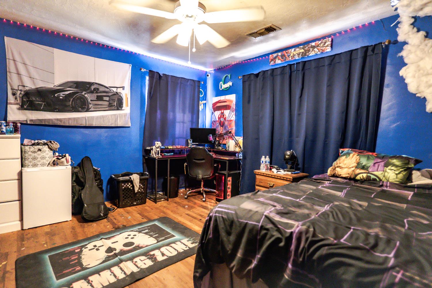 1025 W Fedora Ave, Fresno, CA 93705