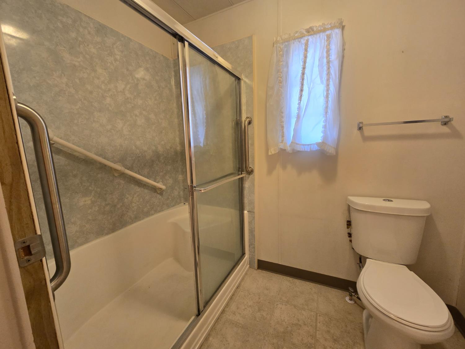 1300 W Olson Ave #97, Reedley, CA 93654